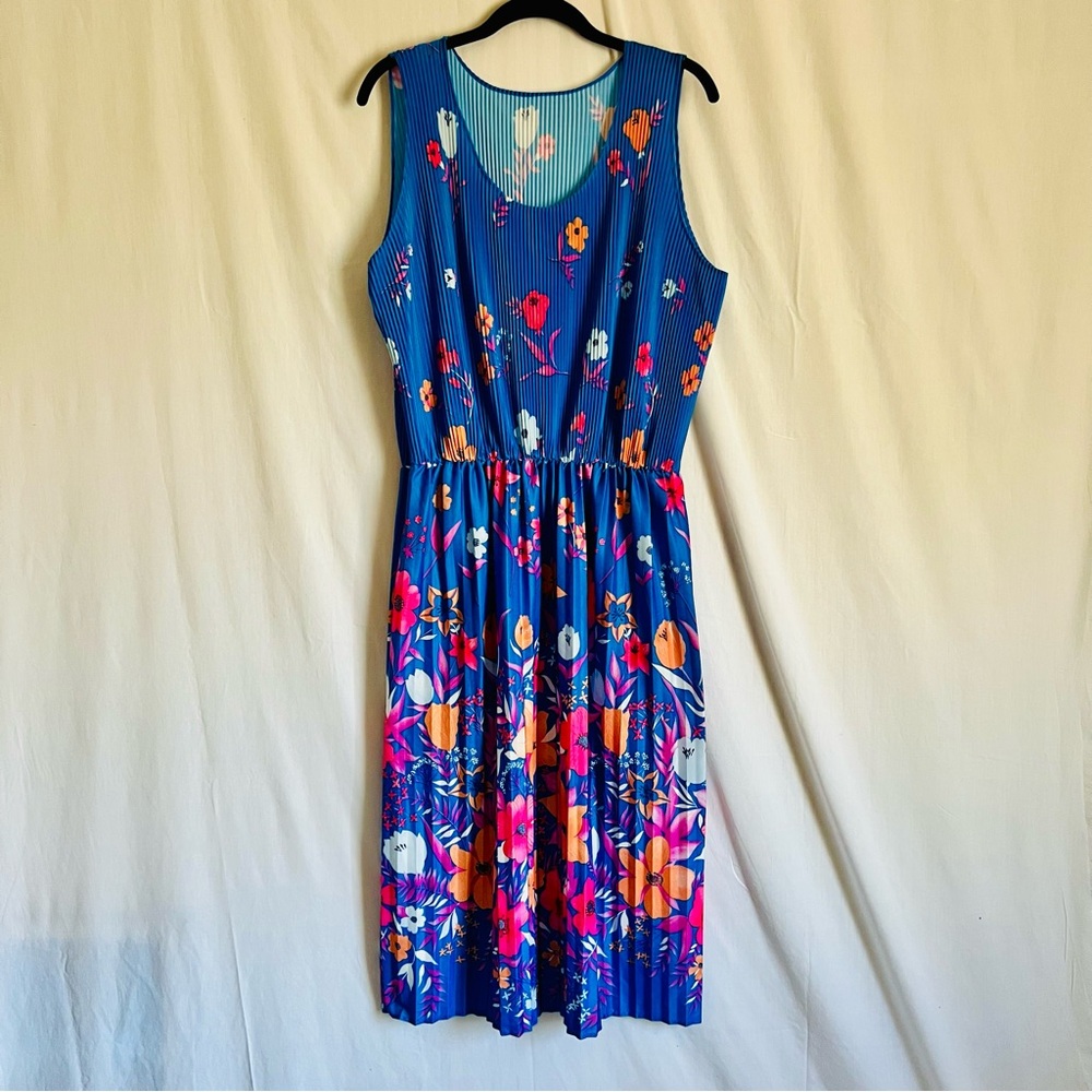 Floral Blue Sleeveless Dress